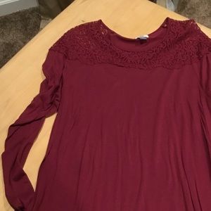 Old Navy Lace and Luxe Tulip Hem Shirt XL